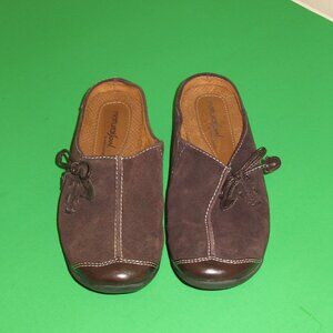 Naturalizer Natural Soul Fanner Womens brown suede slip on loafers NWOB size 6